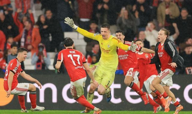 a费尔南德斯皇马转会曼联